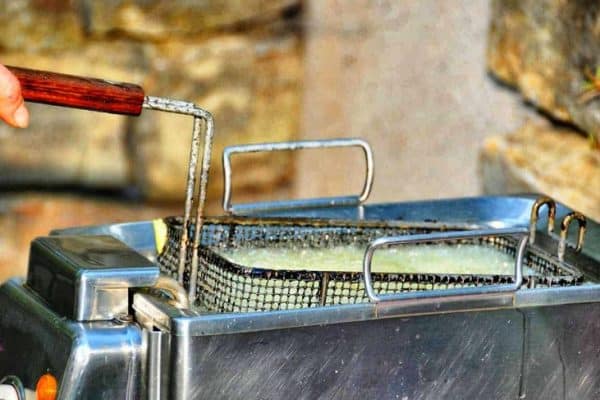 Comment nettoyer une friteuse ?