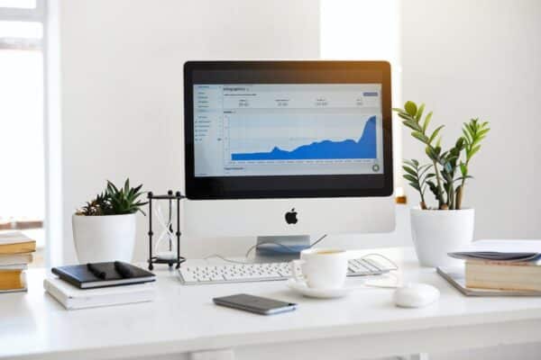 Optimisez votre espace de travail à la maison pour améliorer votre productivité