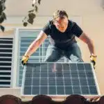 Installation d'un panneau solaire