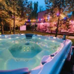 Spa et jacuzzi à la maison : quels accessoires pour en profiter vraiment ?